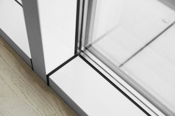 Pose et installation de fenêtres en aluminium à Mâcon